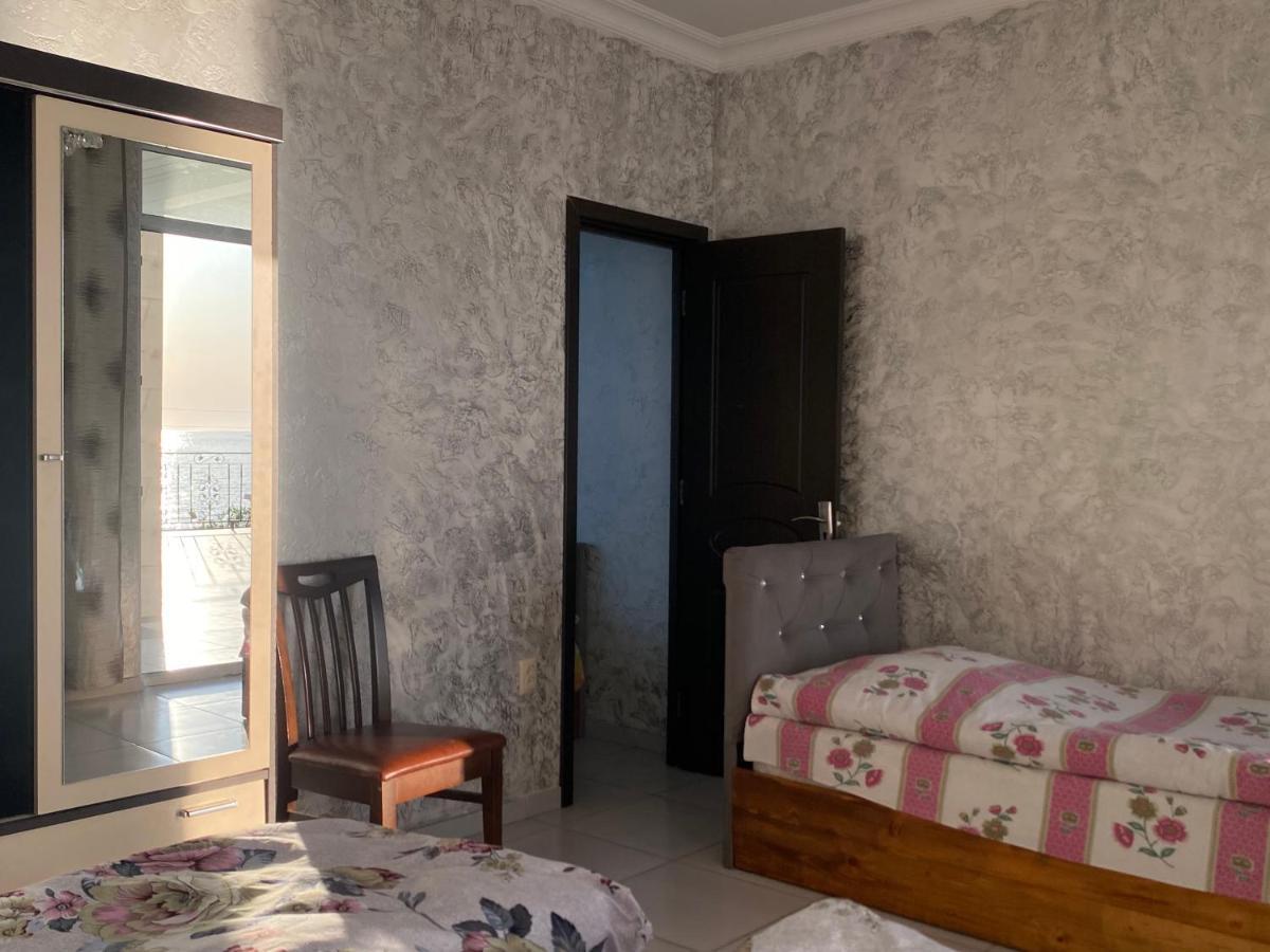 Merab House Batumi Exterior foto